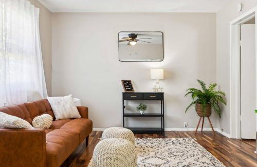 Ballast Point Casa | Cozy Bayshore - A Perfectly Located Paradise
