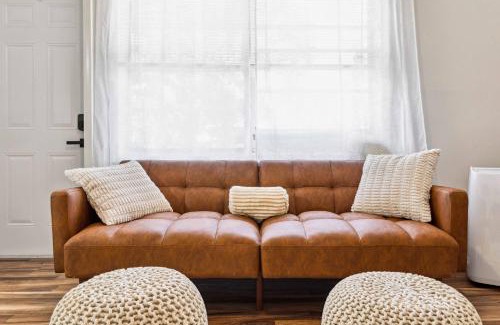 Ballast Point Casa | Cozy Bayshore - A Perfectly Located Paradise