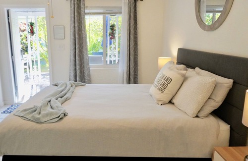 East Fort Lauderdale Hotel | 1 Queen b / 1b Junior Room Junto a la playa!