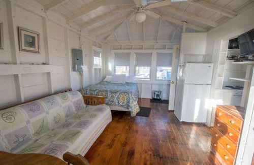 North Truro Casa | Cozy Beach Bungalow