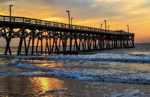 Myrtle Beach Casa | Cozy Beach Condo Pool Sm Dogs ok FREE Tickets D31
