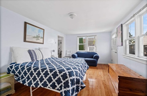 Snug Harbor Casa | Cozy Beach Cottage with Beautiful Water Views on Great Island!