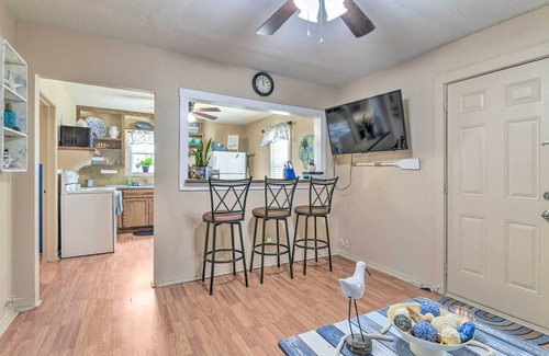 Aransas Pass Cabaña | Cozy Beach/Fishing Cottage in Aransas Pass!