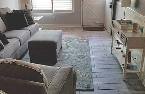 Caine Woods Casa | Cozy Beach Getaway- 136th St Ocean City, Maryland
