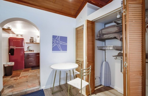 Ocean Beach Apartamento | Cozy Beach Studio – Sleeps 2, Walk to Ocean
