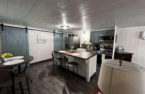 Gatlinburg - Pigeon Forge Cabina | BEARY NICE CABIN-COMPLETE REMODEL-CLOSE TO GATLINBURG, PIGEON FORGE, PARK, DWOOD