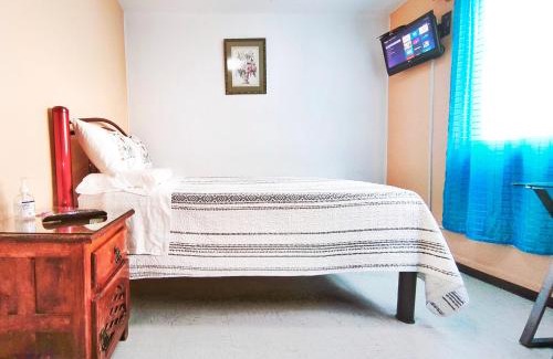 Venustiano Carranza Casa | Cozy bedroom at 5 min Mexico City Airport T1 & T2