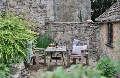 Beverston Casa | Cozy Beverston Castle Cottage:1 Bed/1 Bath Retreat
