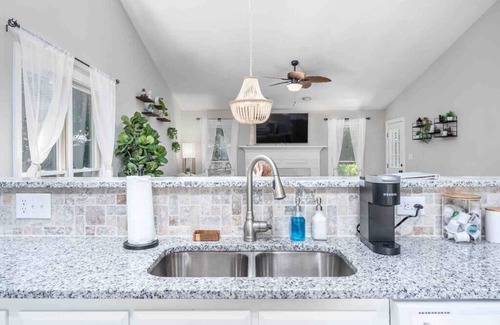 Cary Casa | Cozy Boho Kildaire Farms Home- near Downtown
