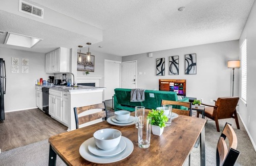 West Arlington Apartamento | Cozy Brand New Studio · 1 Bath + Gym 604