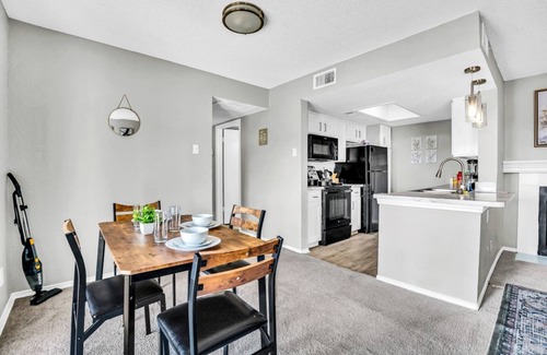 West Arlington Apartamento | Cozy Brand New Studio · 1 Bath + Gym 604