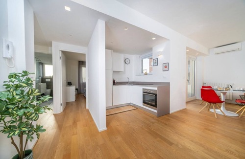 Udine Apartamento | Cozy & Bright Apartment - w/ Balcony