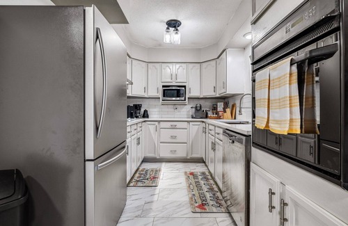 Watauga Casa | Cozy & Bright Getaway Home. Perfect Family Escape