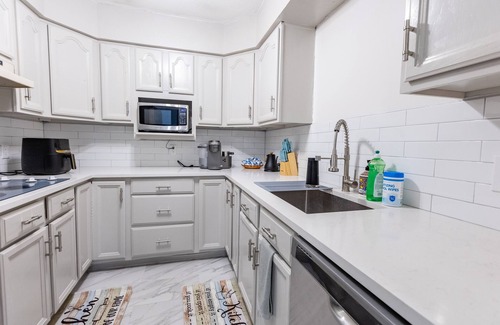 Watauga Casa | Cozy & Bright Getaway Home. Perfect Family Escape
