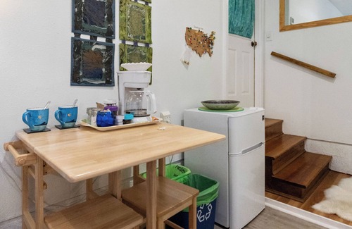Ocean Isle Beach Apartamento | Cozy, bright studio 5 minutes drive to beach