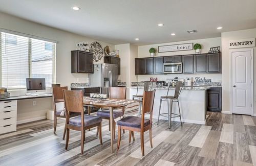Tartesso Casa | Cozy Buckeye Home w/ Patio & Fire Pit!