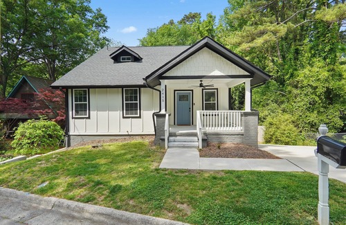 Durham Casa | Bull City Bungalow - Duke, DT, UNC