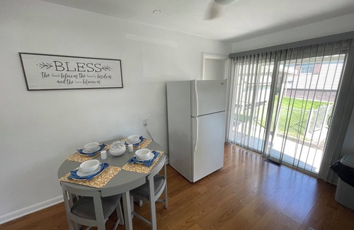 Spring Hill Casa | Cozy Bungalow in a quiet neighborhood