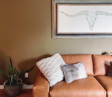North Nashville Casa | Cozy Cabin - 2 Miles to Broadway & Free Parking