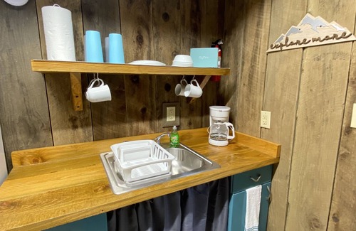 Drennen Cabina | Cozy cabin close to Summersville Lake and the New River Gorge National Park!