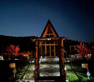 Novi Pazar Chalet De Esquí | Cozy Cabin House
