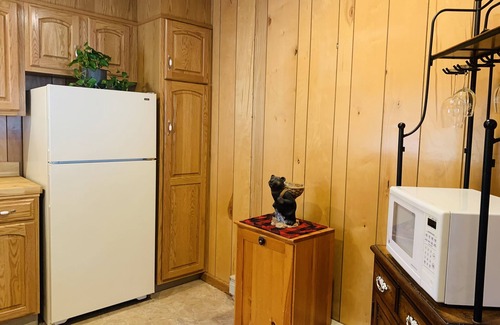 Pocono Lake Cabina | Cozy Cabin in Poconos with big backyard
