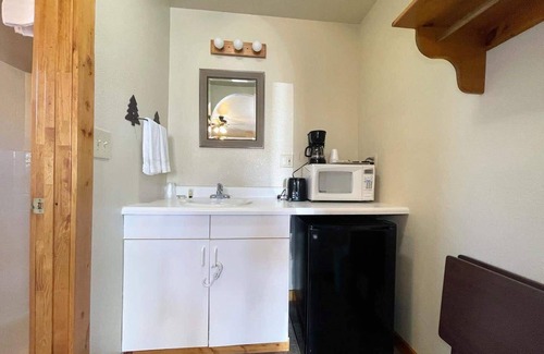 Zion National Park East Entrance Cabina | Cozy Cabin in Southern Utah! Close to Zion!