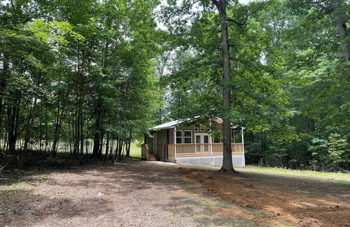 McMinnville Cabina | Cozy cabin in the woods