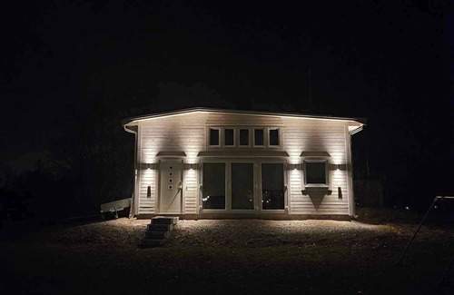 Torshalla Cabina | Cozy Cabin Near the Lake