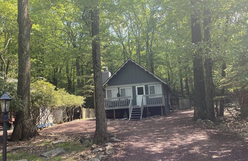 Lake Harmony Estates Casa | Cozy cabin - near lake and skiing
