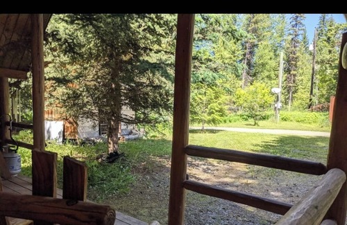 Clearwater Cabina | Cozy Cabin near Wells Gray