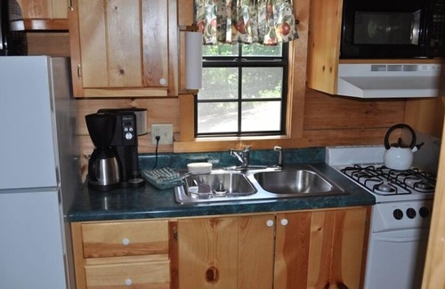 Asheville Cabina | Aislado Pero Conveniente cabaña cerca de Asheville y Parkway