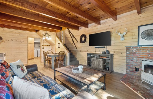Fawnskin Cabina | Cozy Cabin, Perferct for Families & Nature Lovers