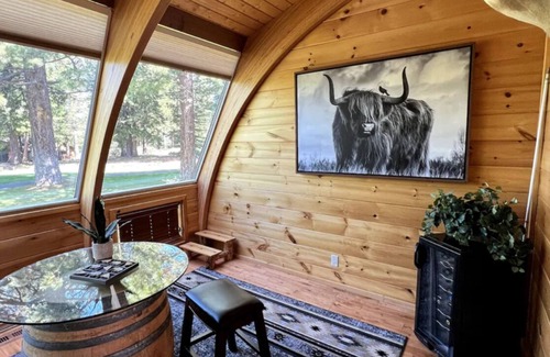 Bailey Creek Cabina | Cozy Cabin retreat located in the center of Bailey Creek Golf Course