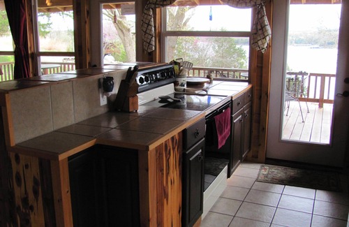 Cassville Cabina | Acogedora cabaña-Rock Creek Cove-Table Rock Lake-Cerca de Big M y Eagle Rock Marina