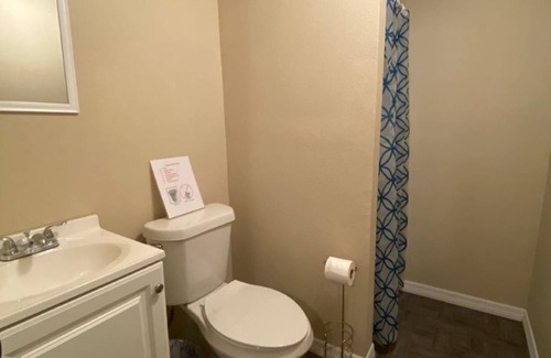 Hyde Park Cabina | Cozy cabin with AC in lovely Jacksonville