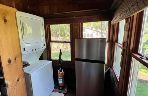 Monroe Casa | Cozy Cabin with Sauna & Firepit!