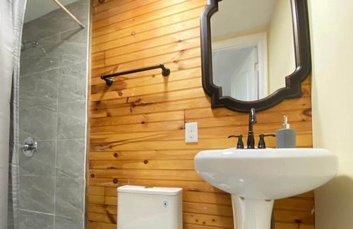 Newfoundland Casa | Cozy Cabin with Forest Views