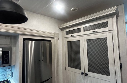 Yulee Alquiler De RV | Cozy Camper on a mini farm with marsh front views!