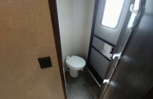 Highlands Casa | Cozy camper that fits 6!