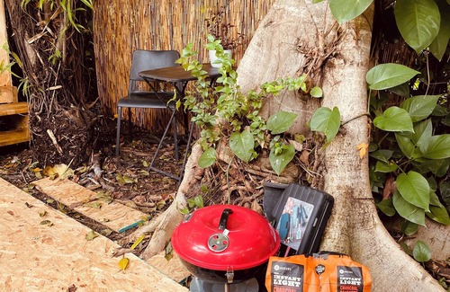 Homestead Alquiler De RV | Cozy campground in amazing Homestead with WiFi access