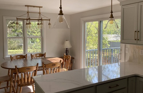 West Hyannisport Cabaña | Cozy Cape Cottage, Quiet & Private, Minutes from Beach, Sleeps 8+