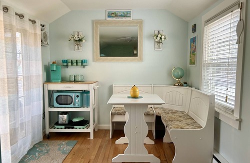 Brewster Cabaña | Cozy Cape Cottage