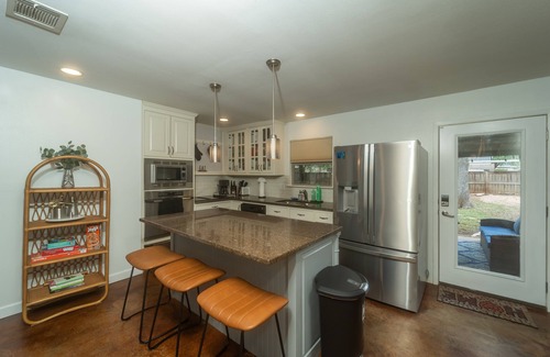 Mesa Park Casa | Cozy casa w/ hot tub & game room, ideally located!