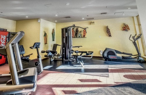 Whistler Cay Heights Condominio | Cozy Cascade Lodge is moments away from your ski lift or the charm of town.