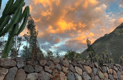 Huaran Chalet De Esquí | Cozy Casita in the Sacred Valley. Breathtaking waterfall and mountains view!