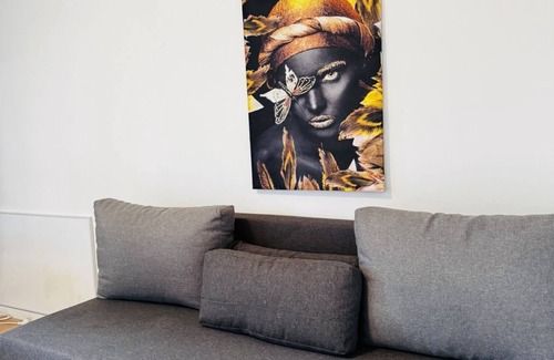 Meidling Apartamento | Cozy Central 8BR Apt w/Garden & Terrace, Up to 24P