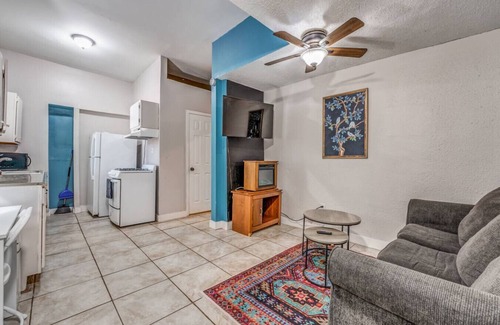 Midtown Apartamento | Cozy Central Hideaway in Midtown Memphis