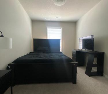 Ankeny Casa | Cozy & Central