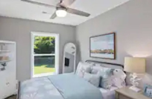 Greenfield Lake Estates Casa | Cozy Centrally Located 4-Bedroom 4-Bath Home